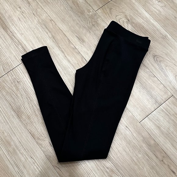 Vince. Black Back Seam Stitch Legging - Picture 7 of 14